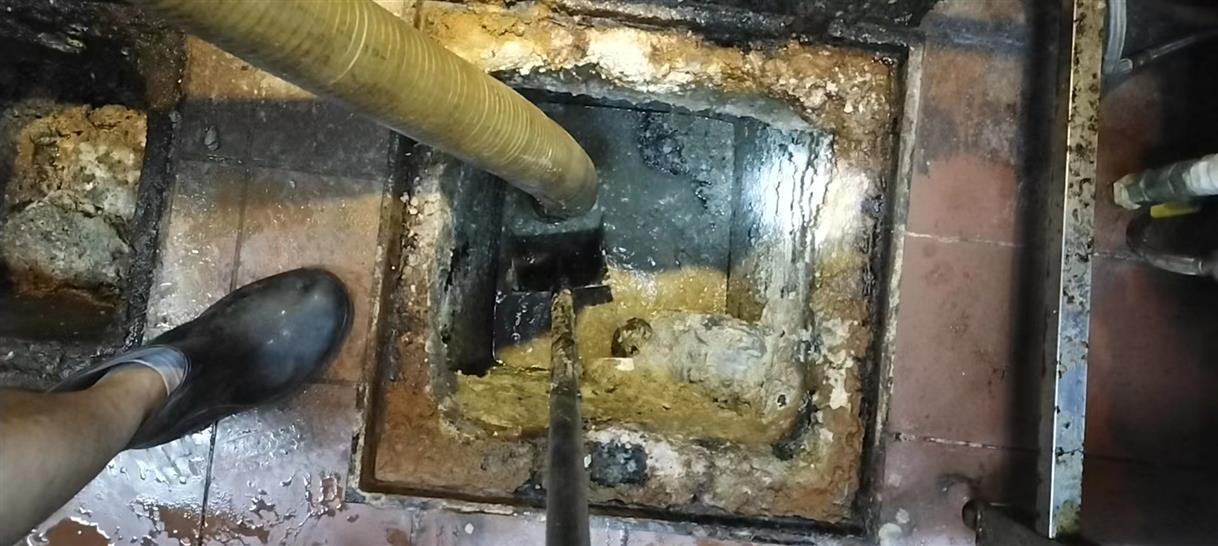 景德镇污水池清理一般都有毒气，怎么预防中毒呢？